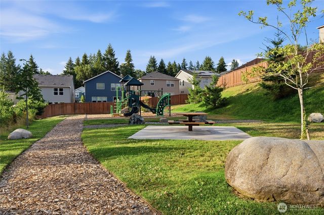 1685 NE Halden Glen Drive, Poulsbo, WA 98370