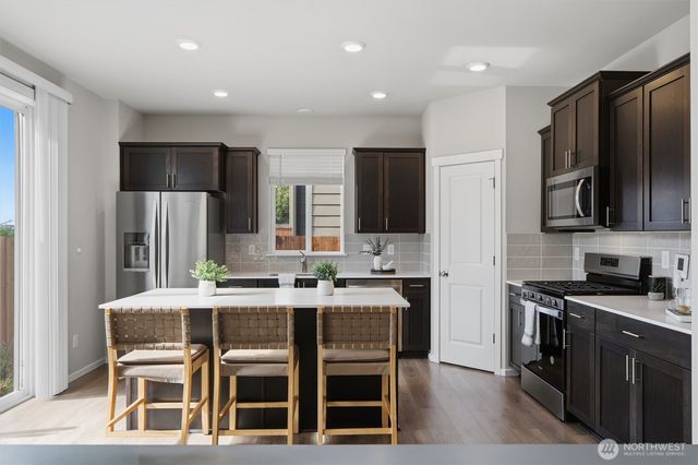 1685 NE Halden Glen Drive, Poulsbo, WA 98370