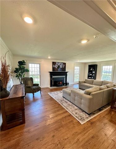 15822 Evelyn Lane, Kearney, MO 64060