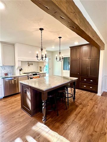 15822 Evelyn Lane, Kearney, MO 64060