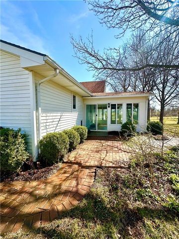 15822 Evelyn Lane, Kearney, MO 64060