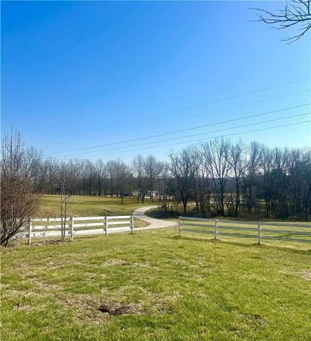 15822 Evelyn Lane, Kearney, MO 64060