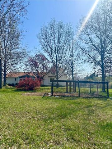 15822 Evelyn Lane, Kearney, MO 64060