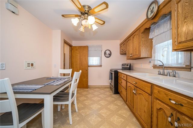 40 Petan Drive, Cheektowaga, NY 14225