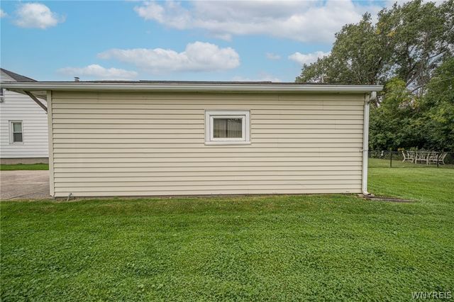 40 Petan Drive, Cheektowaga, NY 14225
