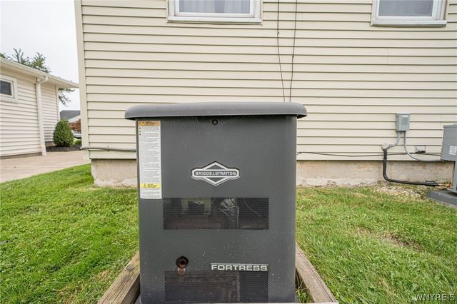 40 Petan Drive, Cheektowaga, NY 14225