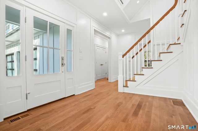 20 Locust Hill Road, Darien, CT 06820
