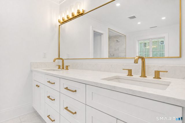 20 Locust Hill Road, Darien, CT 06820