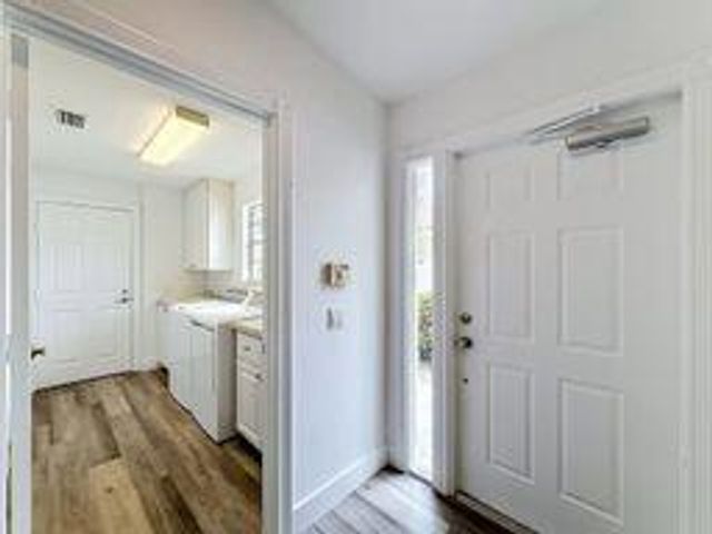 8023 Montserrat Place, Wellington, FL 33414