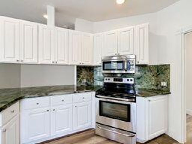 8023 Montserrat Place, Wellington, FL 33414