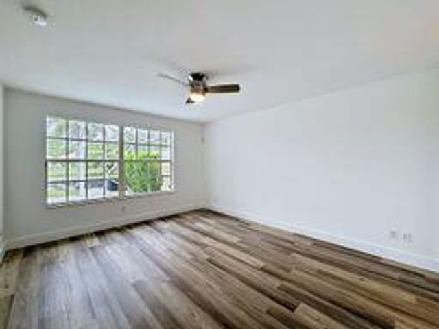 8023 Montserrat Place, Wellington, FL 33414