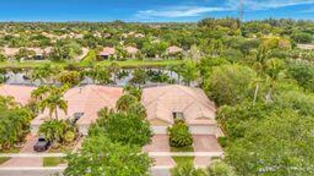 8023 Montserrat Place, Wellington, FL 33414