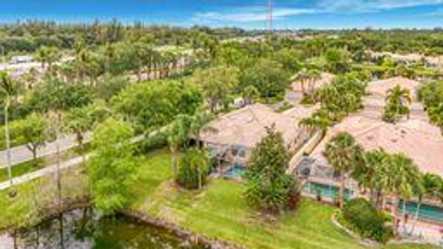 8023 Montserrat Place, Wellington, FL 33414