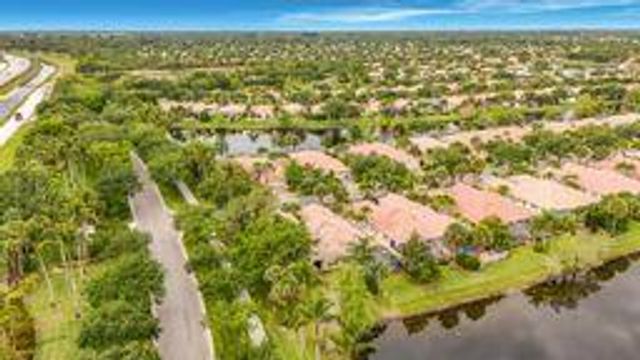 8023 Montserrat Place, Wellington, FL 33414