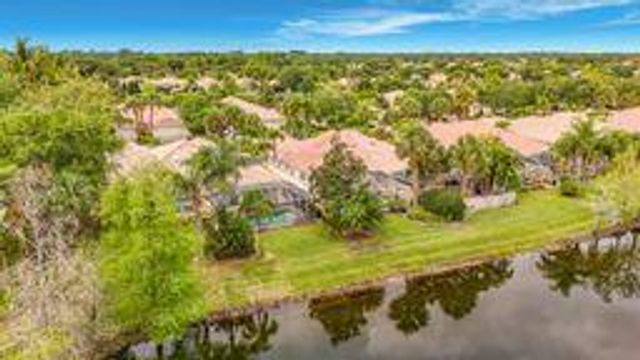 8023 Montserrat Place, Wellington, FL 33414