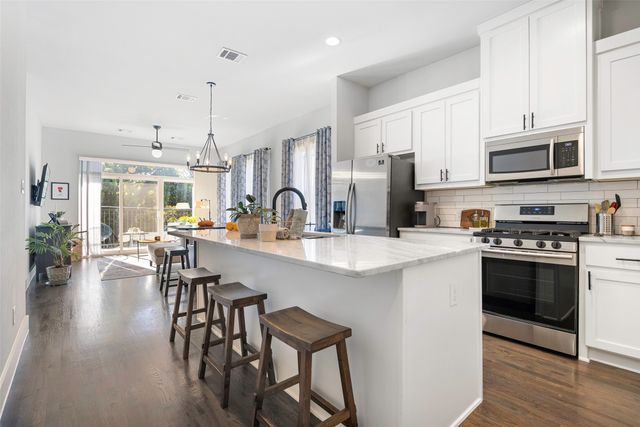 312 N Henderson Avenue 1, Dallas, TX 75214