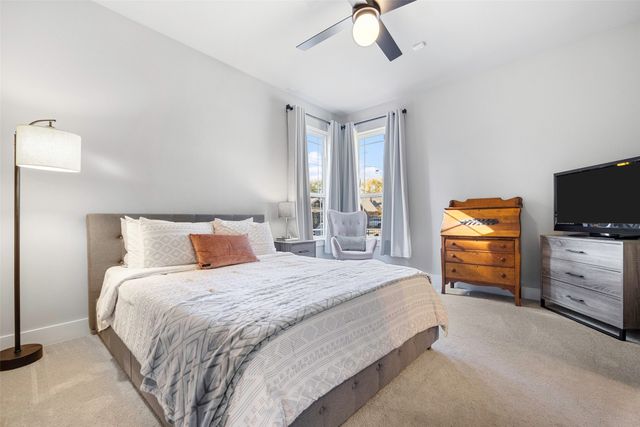 312 N Henderson Avenue 1, Dallas, TX 75214