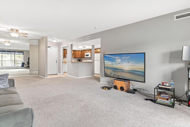 4710 58th Avenue N 221, Crystal, MN 55429