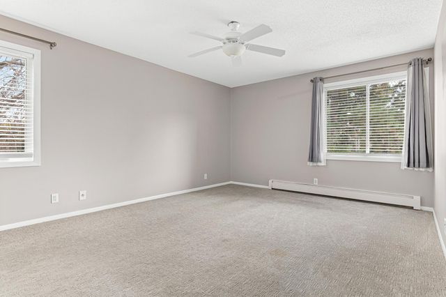 4710 58th Avenue N 221, Crystal, MN 55429