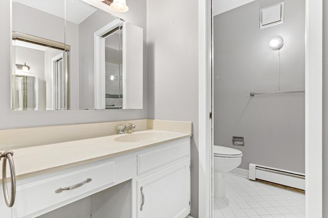 4710 58th Avenue N 221, Crystal, MN 55429