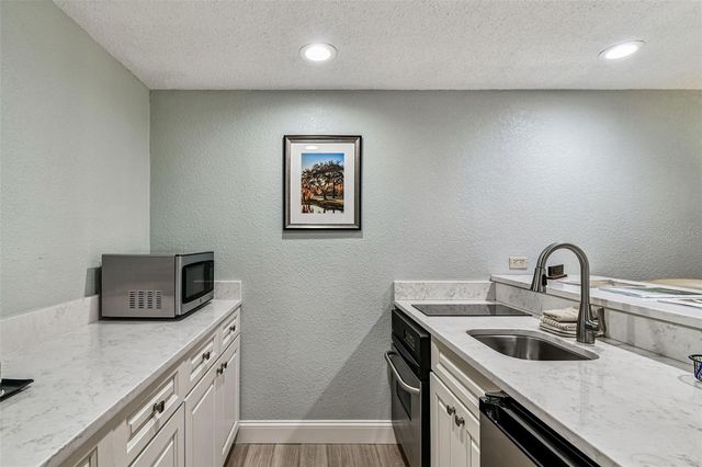 36750 US HIGHWAY 19 N 09209, Palm Harbor, FL 34684