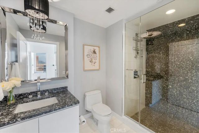 900 W Olympic, Los Angeles, CA 90015