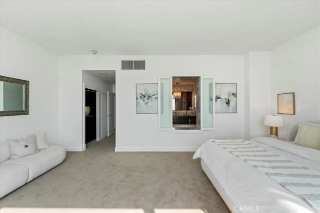 900 W Olympic, Los Angeles, CA 90015