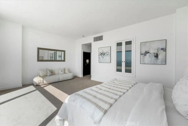 900 W Olympic, Los Angeles, CA 90015