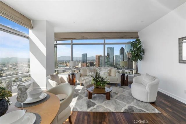 900 W Olympic, Los Angeles, CA 90015