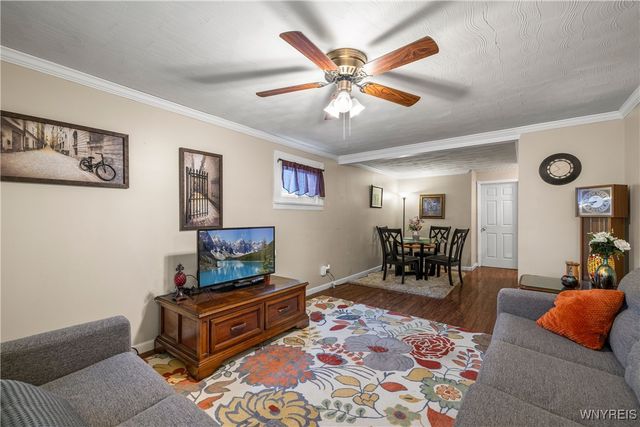 445 71st Street, Niagara Falls, NY 14304