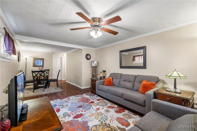 445 71st Street, Niagara Falls, NY 14304