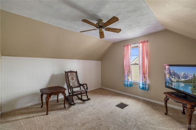 445 71st Street, Niagara Falls, NY 14304