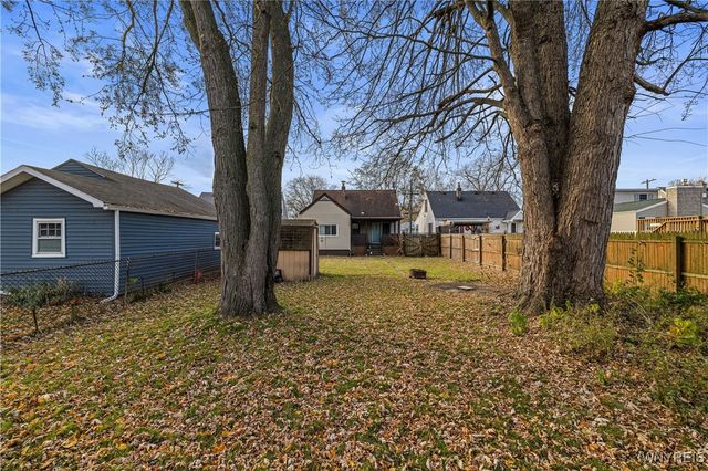 445 71st Street, Niagara Falls, NY 14304