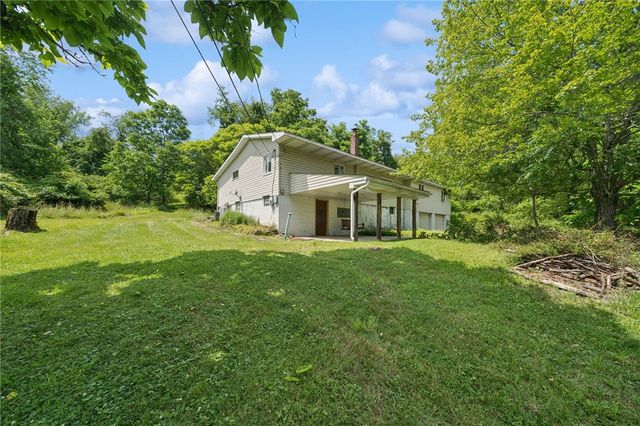 300 Millersdale Road, Hempfield Twp, PA 15601