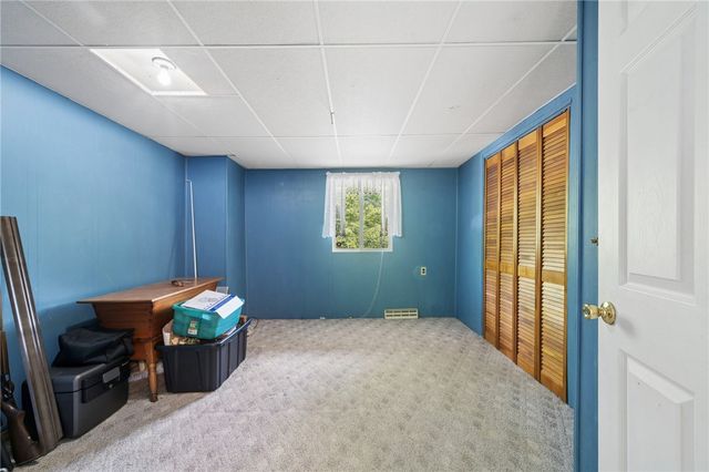 300 Millersdale Road, Hempfield Twp, PA 15601