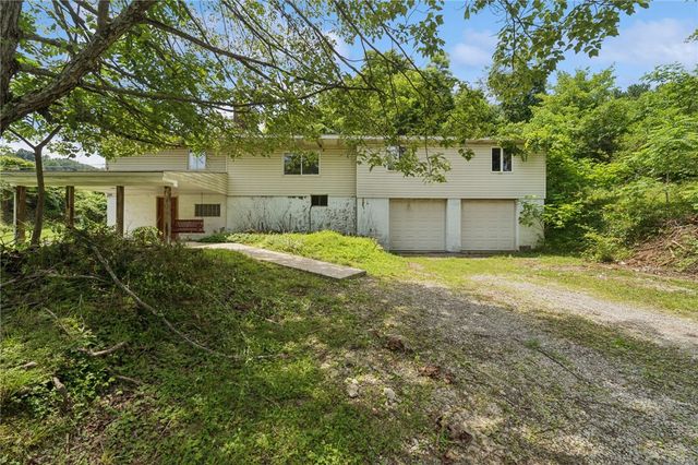 300 Millersdale Road, Hempfield Twp, PA 15601