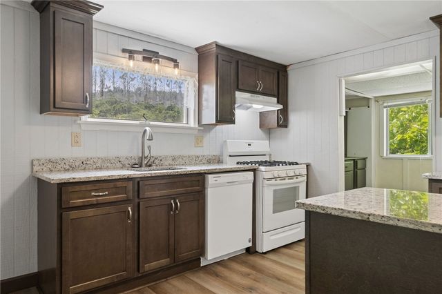 300 Millersdale Road, Hempfield Twp, PA 15601