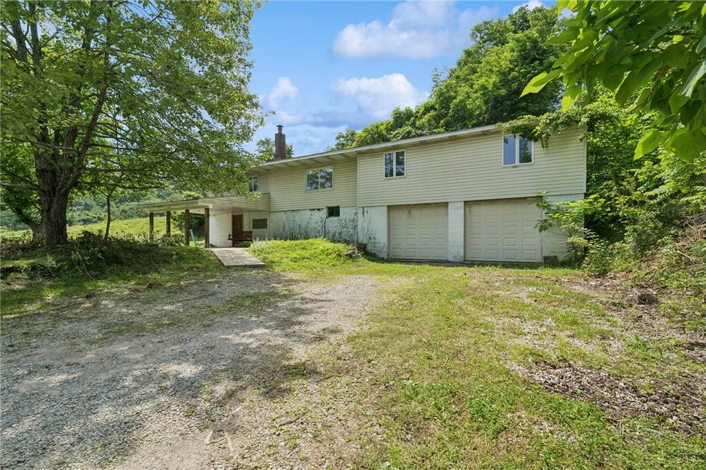 300 Millersdale Road, Hempfield Twp, PA 15601