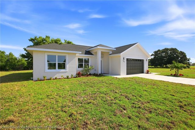 1313 Blue Heron Drive, Sebring, FL 33876