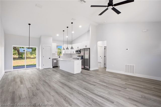1313 Blue Heron Drive, Sebring, FL 33876