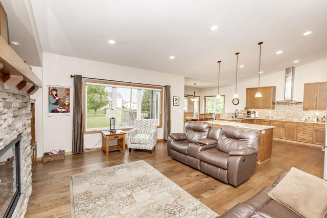 3814 22nd Avenue S, Moorhead, MN 56560