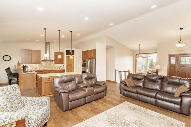 3814 22nd Avenue S, Moorhead, MN 56560