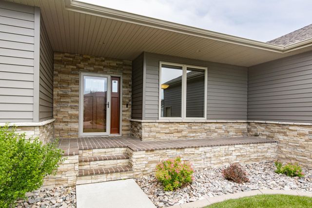 3814 22nd Avenue S, Moorhead, MN 56560