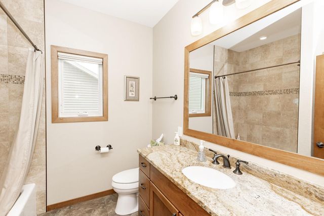 3814 22nd Avenue S, Moorhead, MN 56560