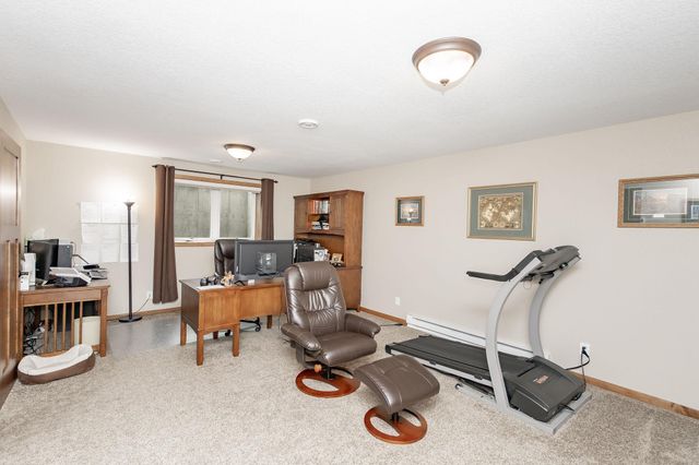 3814 22nd Avenue S, Moorhead, MN 56560