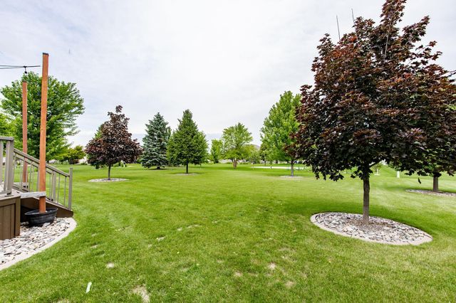 3814 22nd Avenue S, Moorhead, MN 56560
