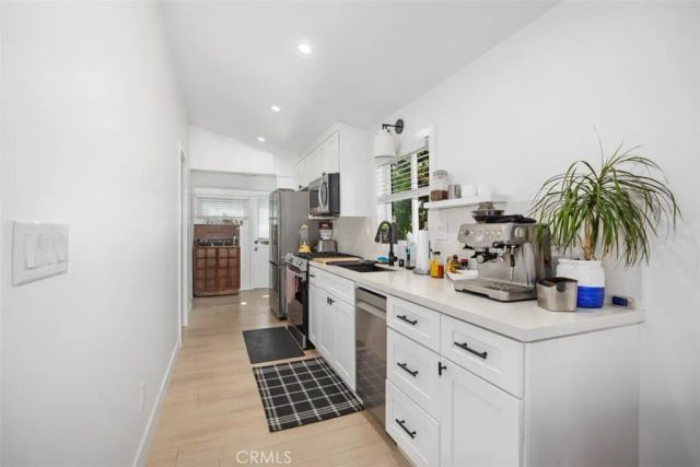371 Park Ave, Laguna Beach, CA 92651
