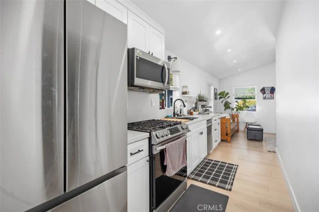 371 Park Ave, Laguna Beach, CA 92651