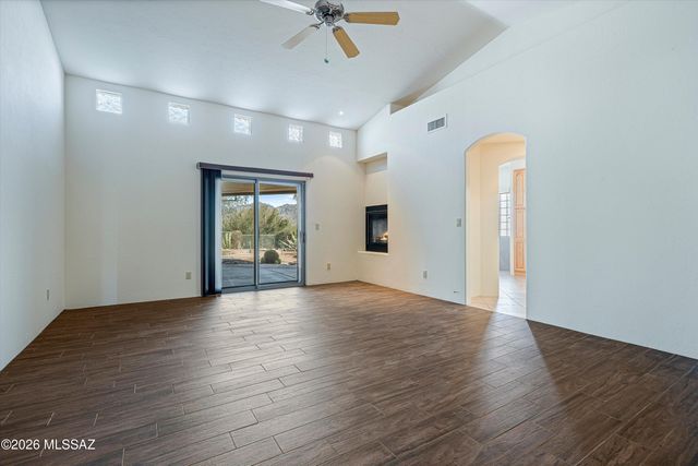 12394 N Camino Del Plata, Tucson, AZ 85755