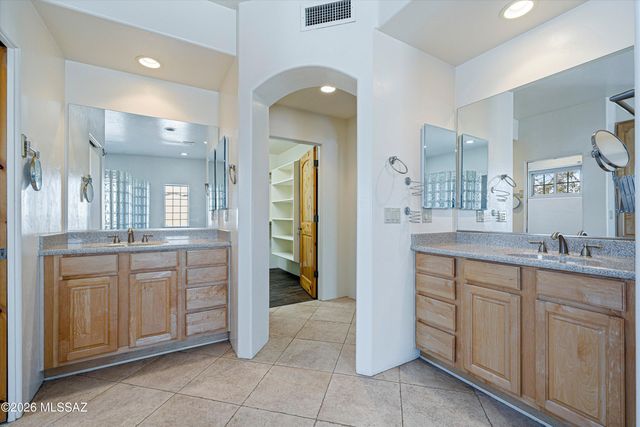12394 N Camino Del Plata, Tucson, AZ 85755